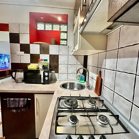 Old Town View Wifi 300 Mb/s Huge Screen Netflix Appletv Amazontv Apartment Warsaw