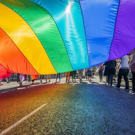 Old Town View Wifi 300 Mb/s Huge Screen Netflix Appletv Amazontv *