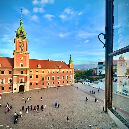 Old Town View Wifi 300 Mb/s Huge Screen Netflix Appletv Amazontv * Warsaw