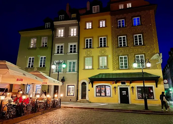 Old Town View Wifi 300 Mb/s Huge Screen Netflix Appletv Amazontv Apartment Warsaw