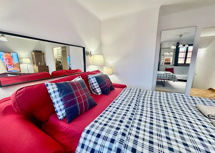 Old Town View Wifi 300 Mb/s Huge Screen Netflix Appletv Amazontv Apartment *