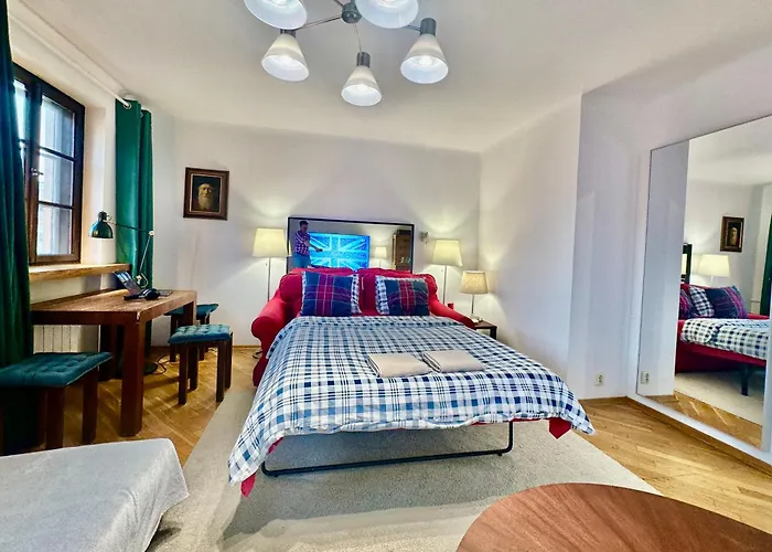 Old Town View Wifi 300 Mb/s Huge Screen Netflix Appletv Amazontv