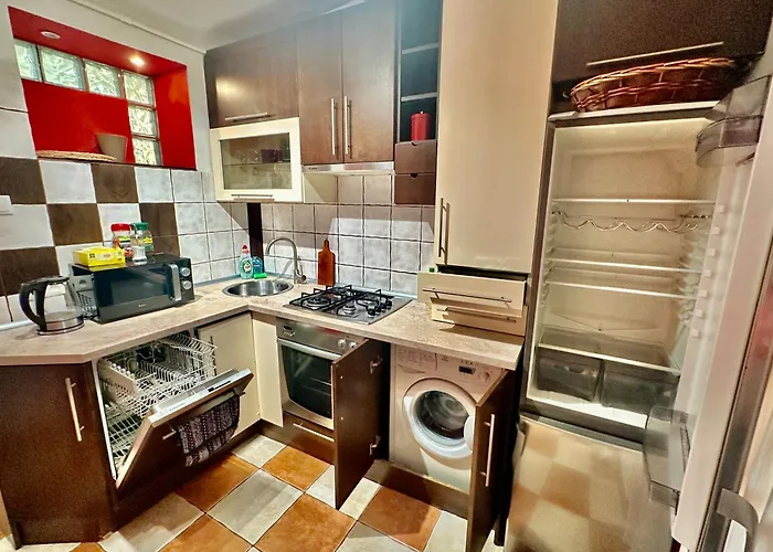 Old Town View Wifi 300 Mb/s Huge Screen Netflix Appletv Amazontv Apartment Warsaw