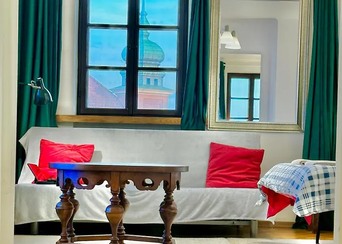 Old Town View Wifi 300 Mb/s Huge Screen Netflix Appletv Amazontv Apartment