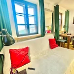 Apartment Old Town View Wifi 300 Mb/s Huge Screen Netflix Appletv Amazontv Warsaw